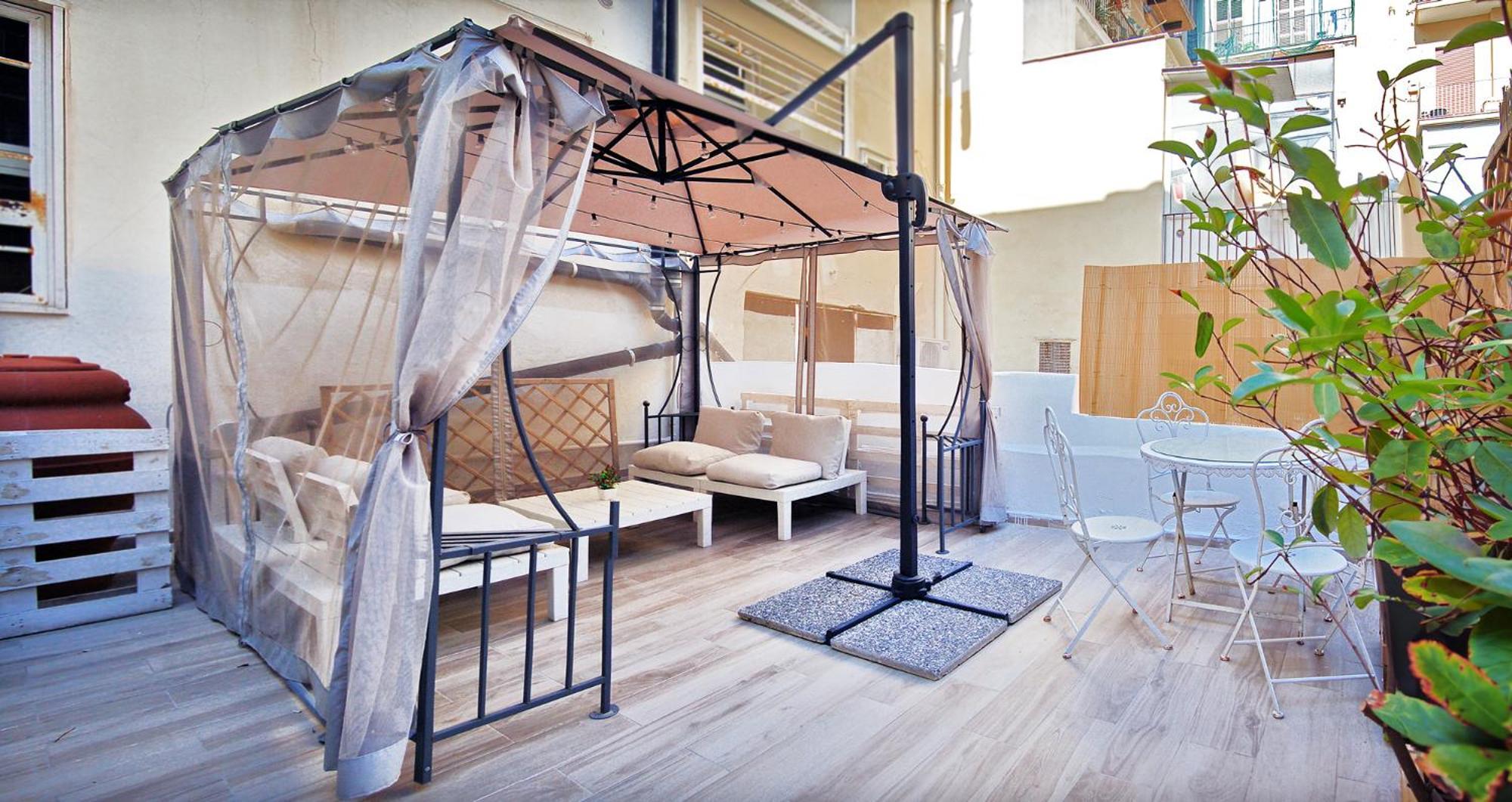 La Casa Del Melo Hotel Bari Exterior foto